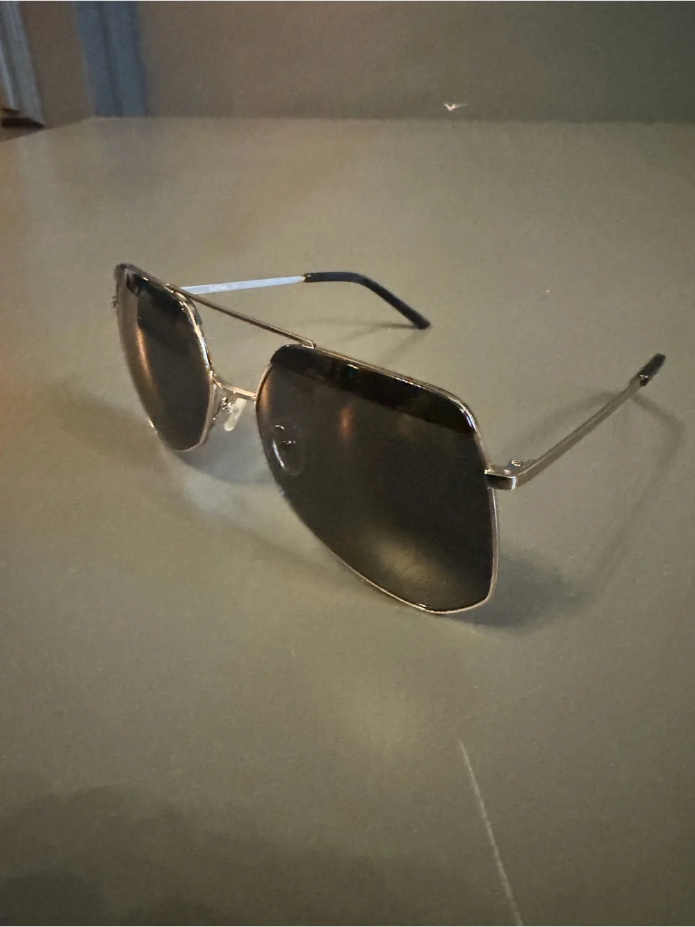 Men's Aviator Sunglasses in Black and Gold